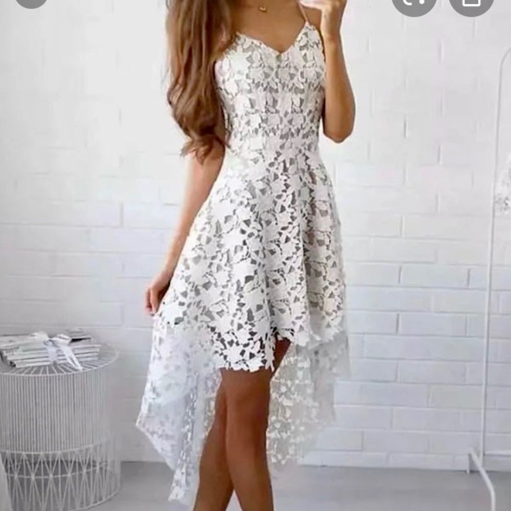 ❌SOLD❌ White lace dress